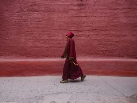 José Jeuland - The Red Wall – Tibetan Autonomous Region. 2018. Fine Art Photography. Quality print on Epson Hot Press Bright Fine Art Paper. Limited Edition 1/30. Signed and numbered. 120 x 90 cm