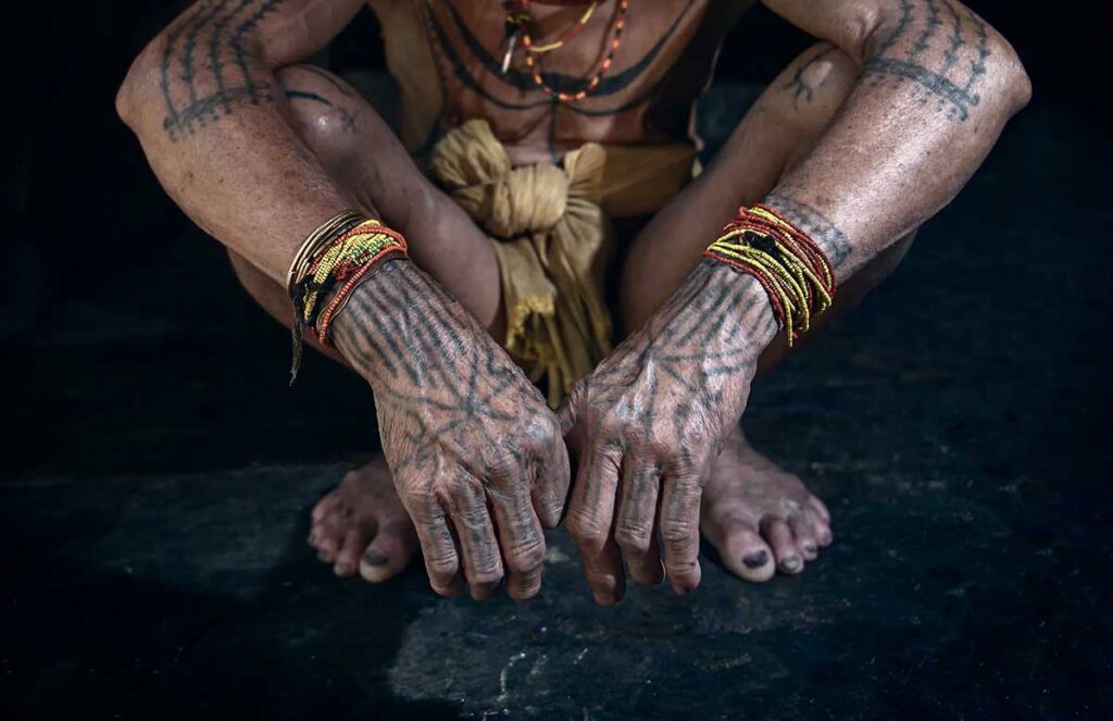 Aga Szydlik - Mentawai Tribe (IV) | Indonesia Fine Art Photography. Quality print. 70 x 50 cm. Manually signed. *** 15% of the Batwa print sale commission is going to be donated back to the tribe to support their ongoing development. ***