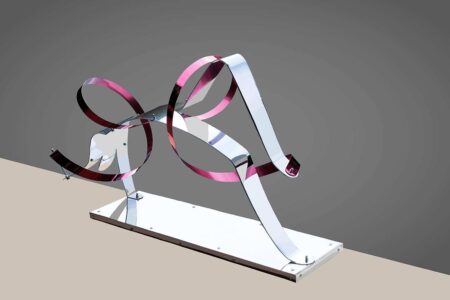 Chelita Zuckermann | FEMININITY IN MOVEMENT. 2020 Original Art. Sculpture. Polished and anodized aluminum. Assembled with bolts and rivets. 52x98x21 cm. W. 3 kg. Signed. 